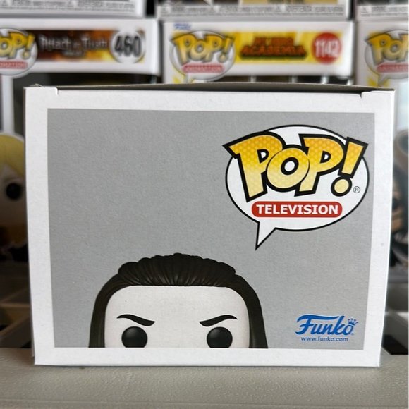 Funko Pop! What We Do In The Shadows - Nandor The Relentless Figure #1326 - Picture 5 of 7